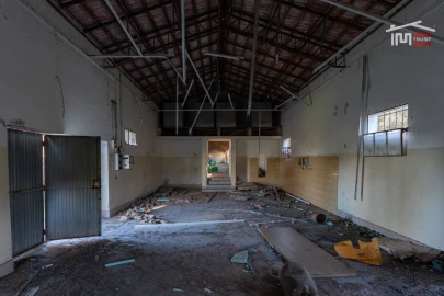 Armazém para Venda em Pedrogão