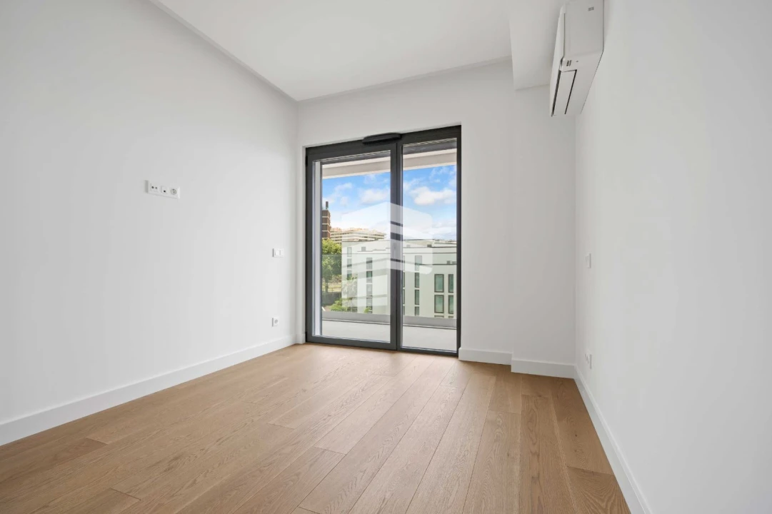 Apartamento T2 para Venda em São Martinho Foto 19
