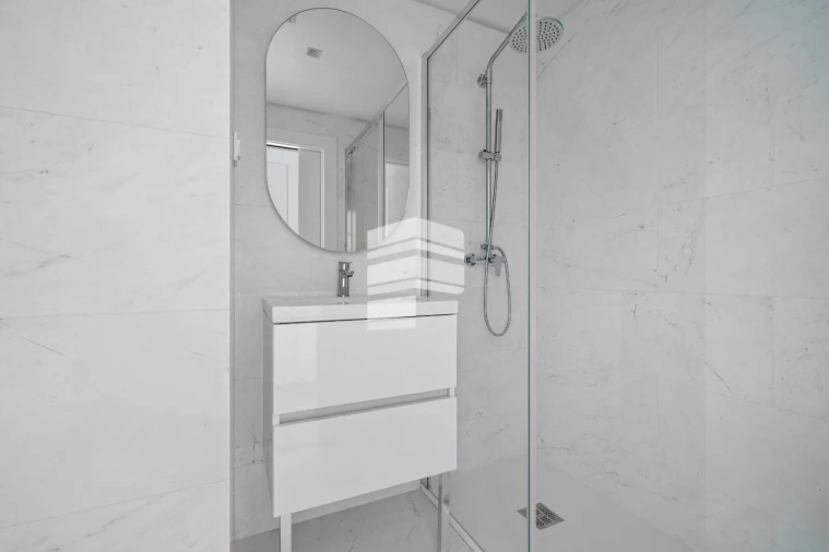 Apartamento T2 para Venda em São Martinho Foto 26