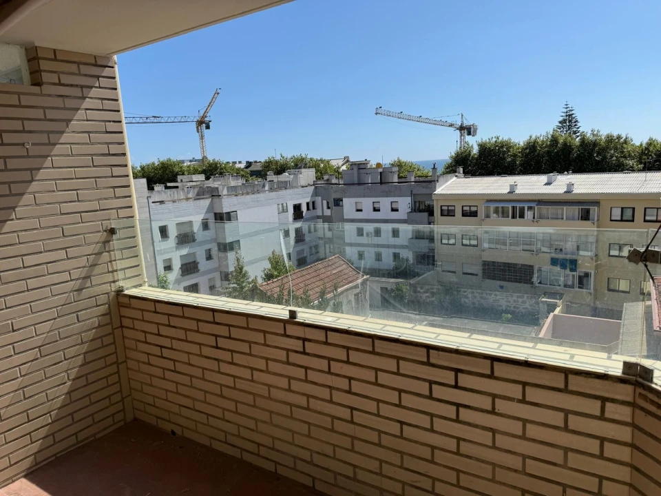 Apartamento T3 para Arrendamento em Aldoar, Foz do Douro e Nevogilde Foto 4