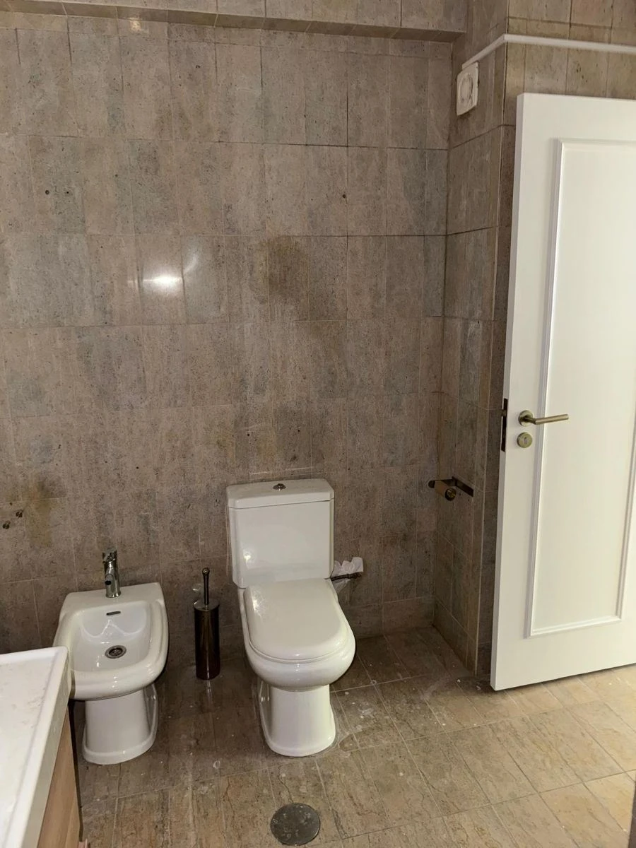 Apartamento T3 para Arrendamento em Aldoar, Foz do Douro e Nevogilde Foto 13