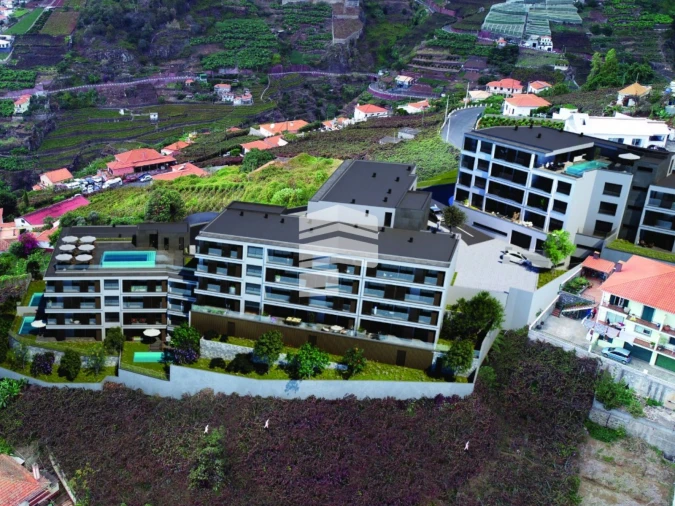 Apartamento T1 para Venda em Estreito de Camara de Lobos Foto 2