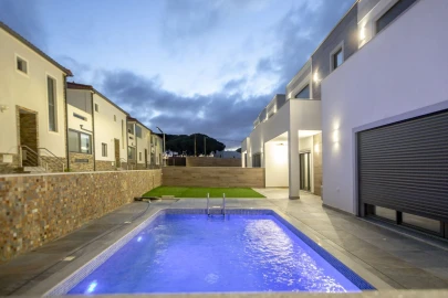 Terreno para Venda em Albufeira e Olhos de Água