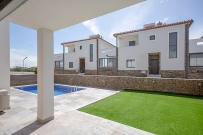 Terreno para Venda em Albufeira e Olhos de Água