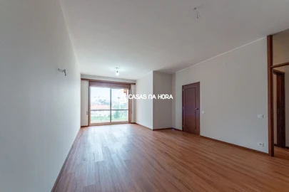 Apartamento T3 para Arrendamento em Santa Marinha e São Pedro da Afurada