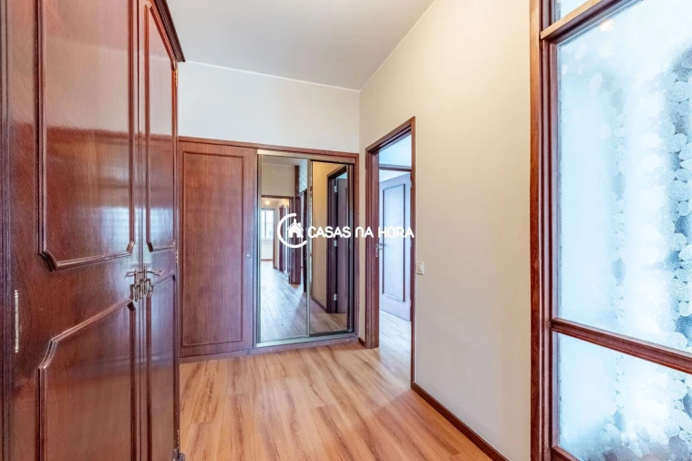 Apartamento T3 para Arrendamento em Santa Marinha e São Pedro da Afurada Foto 12