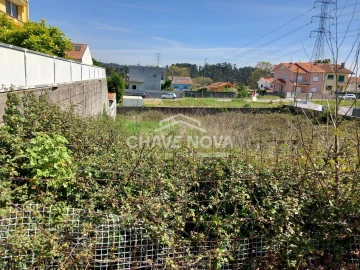 Terreno para Venda em Arcozelo