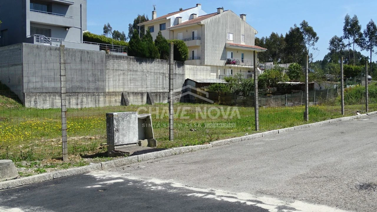 Terreno para Venda em Arcozelo Foto 5