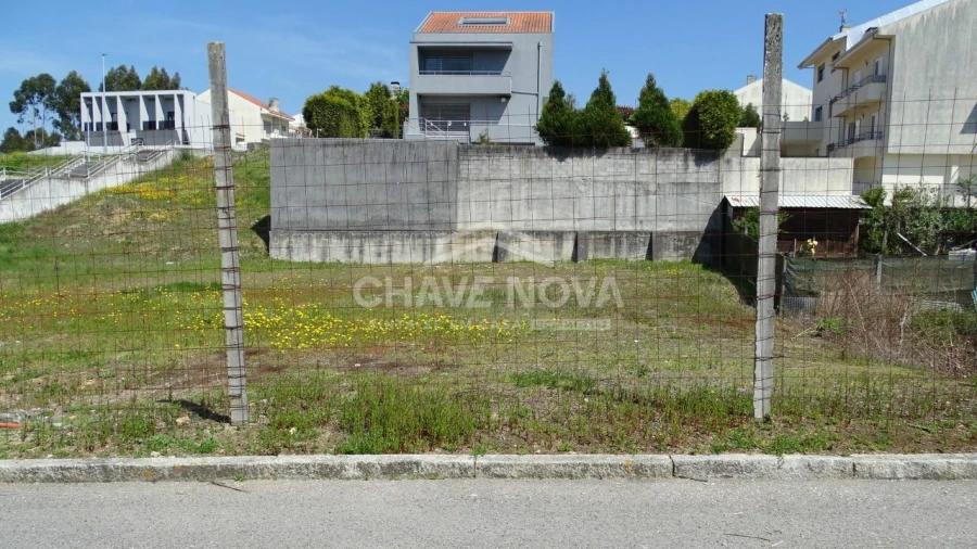 Terreno para Venda em Arcozelo Foto 7