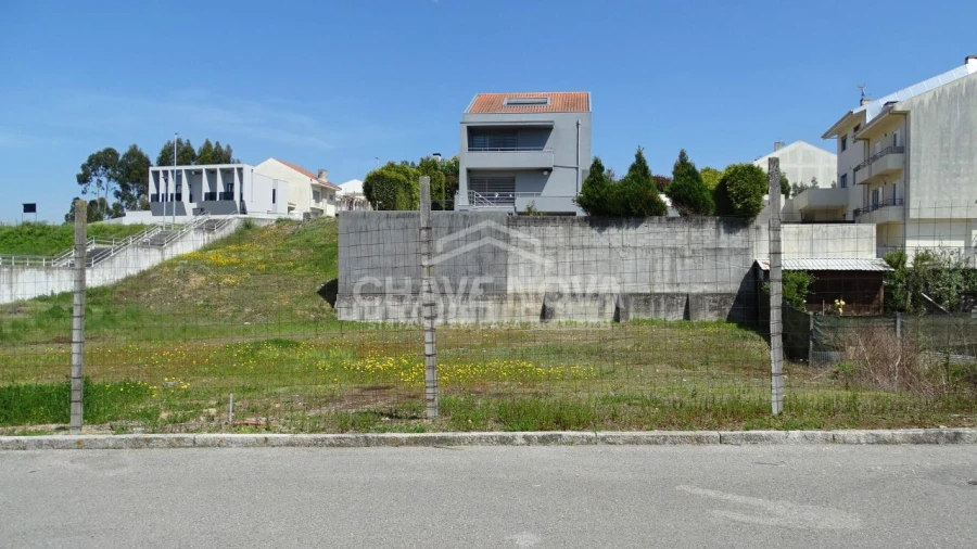 Terreno para Venda em Arcozelo Foto 8