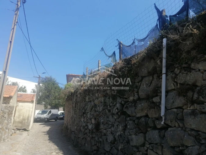 Terreno P/ Prédio para Venda em Arcozelo Foto 12