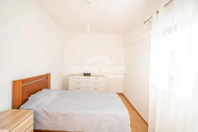 Apartamento T2 para Arrendamento em Arcozelo