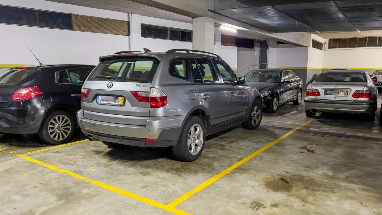 Apartamento T3 para Arrendamento em Arcozelo Foto 22