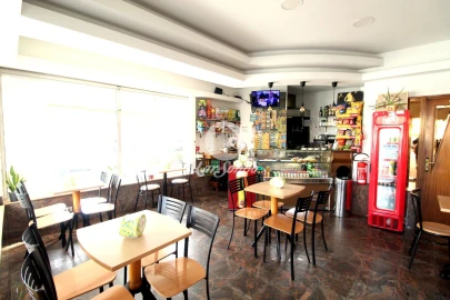 Loja para Trespasse em Arcozelo