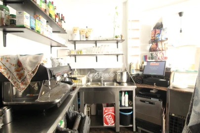 Loja para Trespasse em Arcozelo