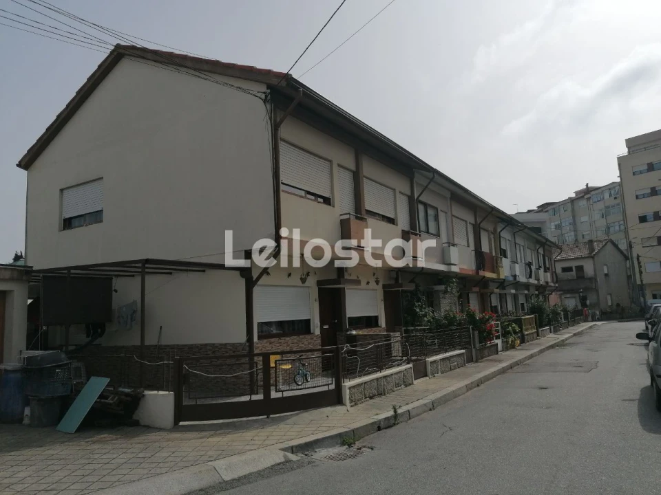 Moradia T2 para Venda em Arcozelo Foto 8