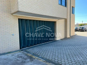 Negócio para Venda em Arcozelo