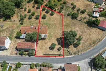 Terreno Misto para Venda em Rio de Couros e Casal dos Bernardos