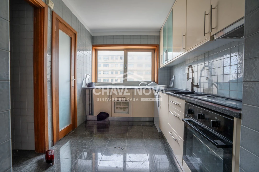Apartamento T4 para Venda em Custóias, Leça do Balio e Guifões Foto 22