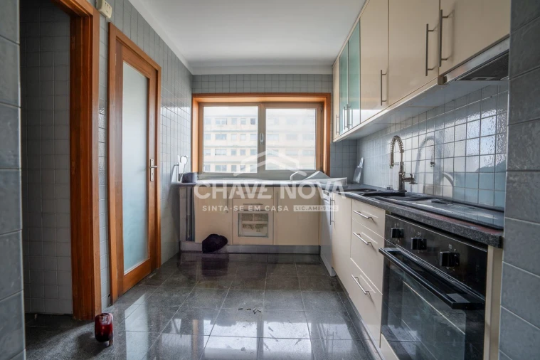 Apartamento T4 para Venda em Custóias, Leça do Balio e Guifões Foto 22