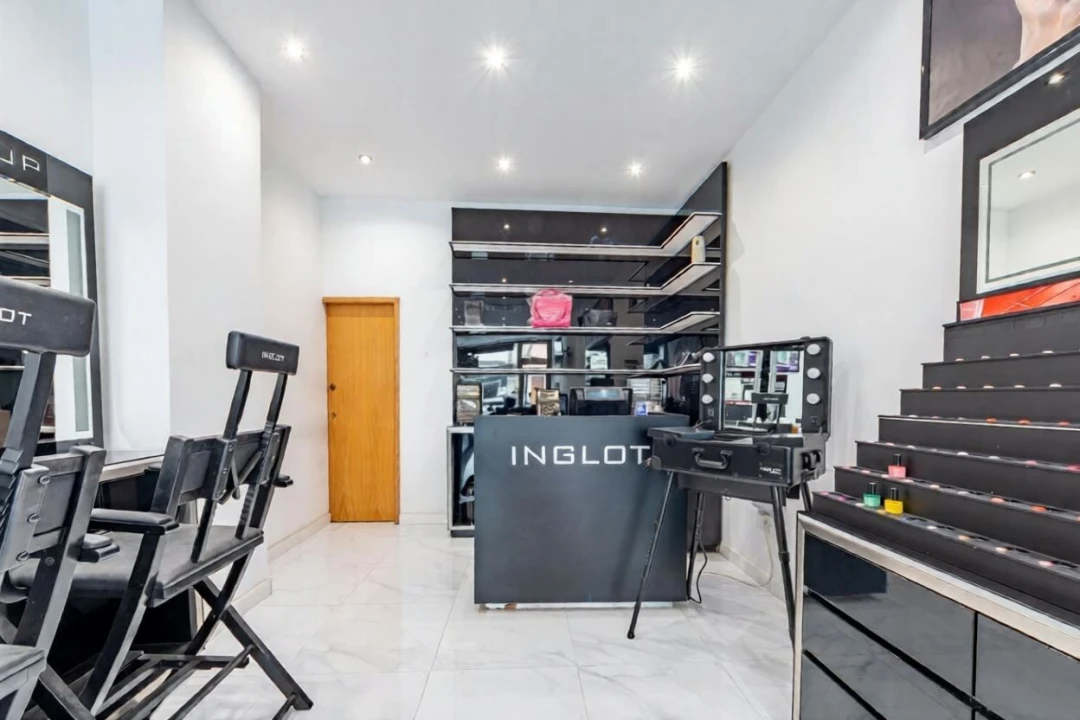 Loja para Venda em Custóias, Leça do Balio e Guifões Foto 4