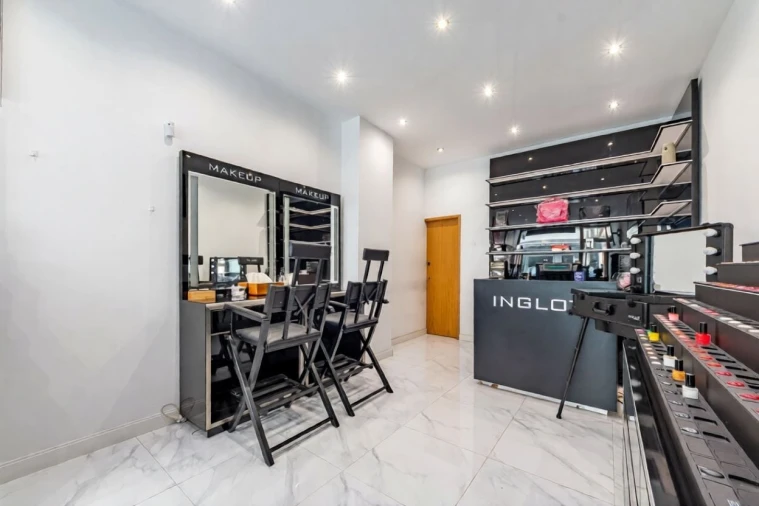 Loja para Venda em Custóias, Leça do Balio e Guifões Foto 3