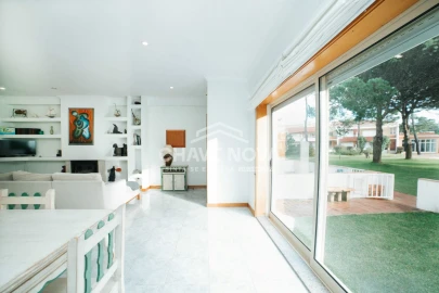 Apartamento T2 para Arrendamento em Antas