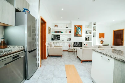 Apartamento T2 para Arrendamento em Antas