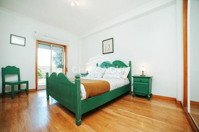 Apartamento T2 para Arrendamento em Antas Foto 15