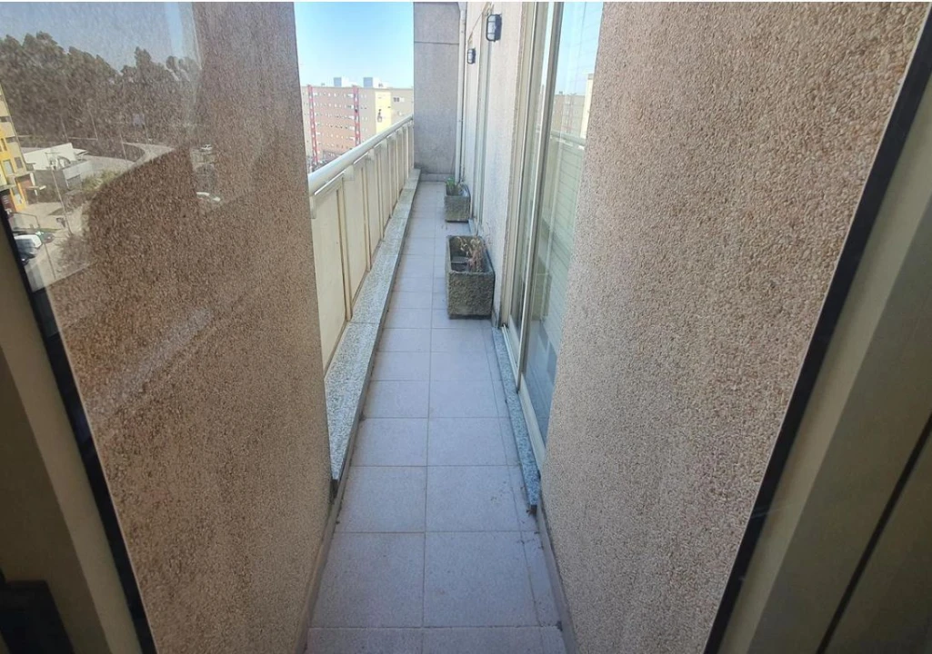 Apartamento T3 para Venda em Vilar de Andorinho Foto 8