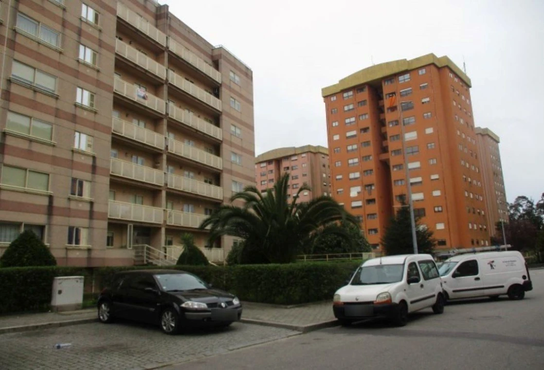 Apartamento T3 para Venda em Vilar de Andorinho Foto 9
