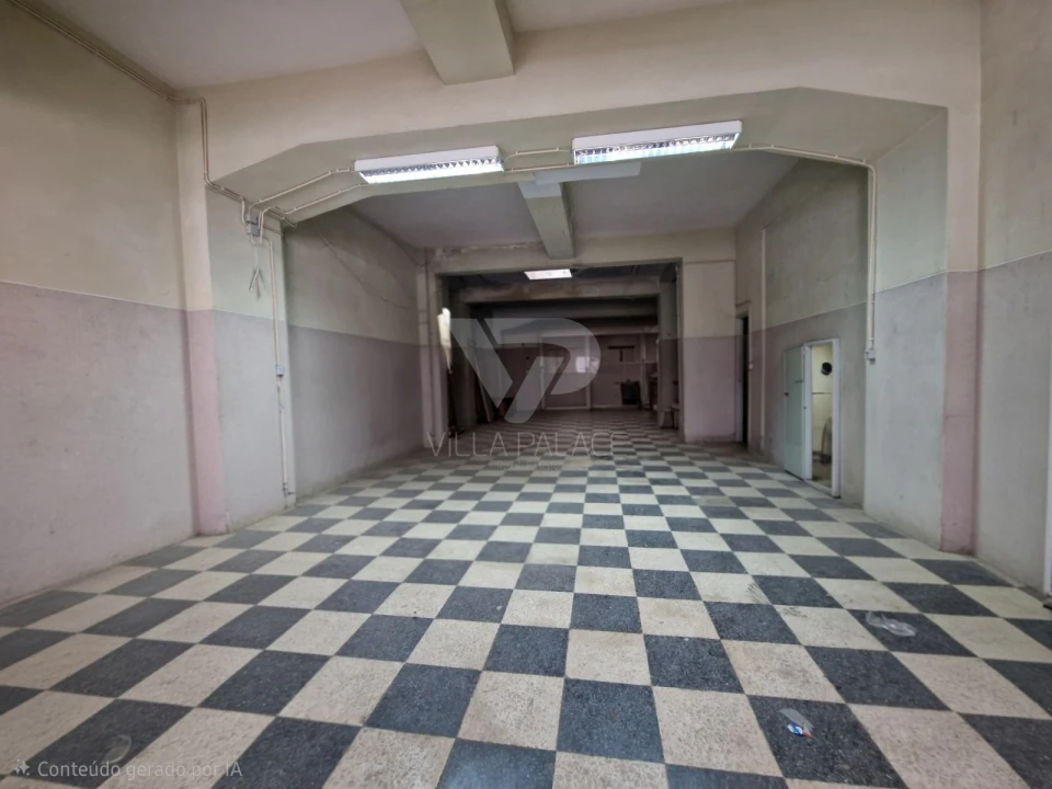 Loja para Venda em Campo de Ourique Foto 2