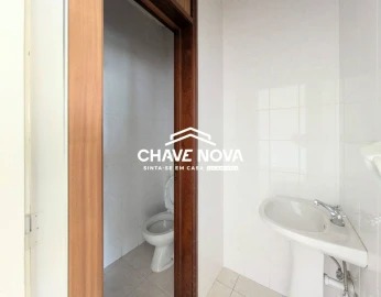 Loja para Venda em Lourosa