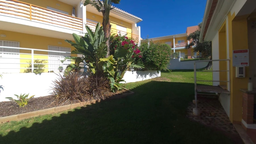 Apartamento T2 para Venda em Guia Foto 16