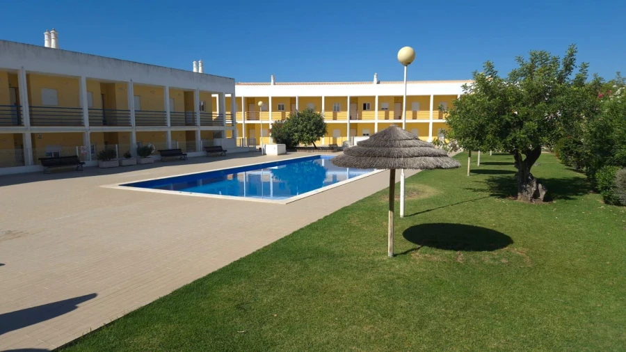 Apartamento T2 para Venda em Guia Foto 18