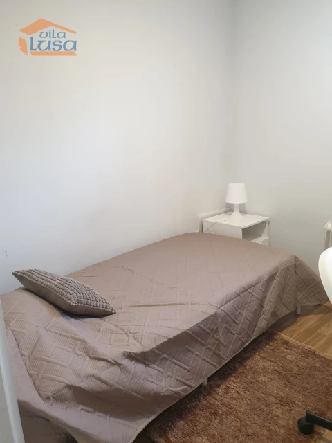Quarto para Arrendamento em Gondomar (São Cosme), Valbom e Jovim