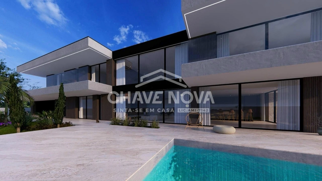 Moradia T4 para Venda em Santa Maria da Feira, Travanca, Sanfins e Espargo Foto 2