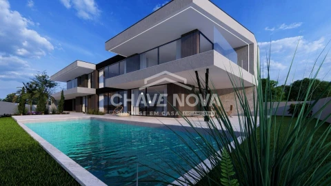 Moradia T4 para Venda em Santa Maria da Feira, Travanca, Sanfins e Espargo