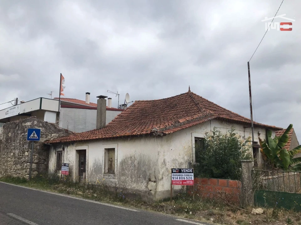 Moradia T3 para Venda em Atouguia Foto 19