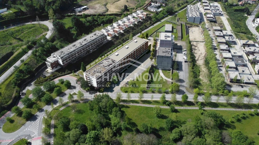 Apartamento T4 para Venda em Costa Foto 3