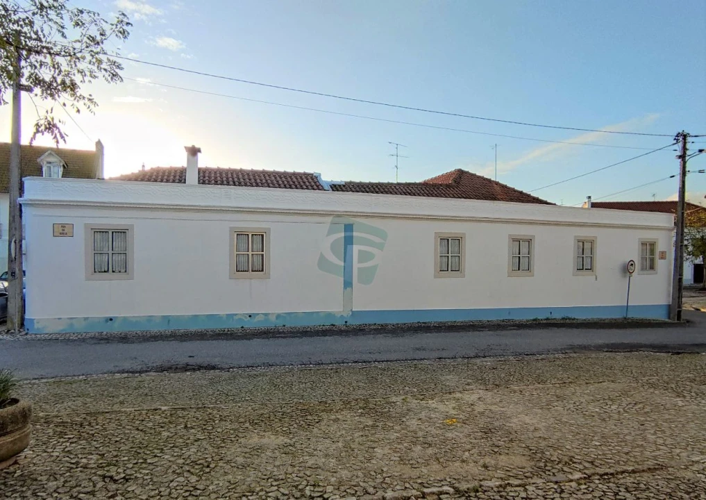 Moradia T7 para Venda em Pontevel Foto 24