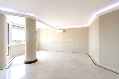 Apartamento T3 para Arrendamento em Cascais e Estoril