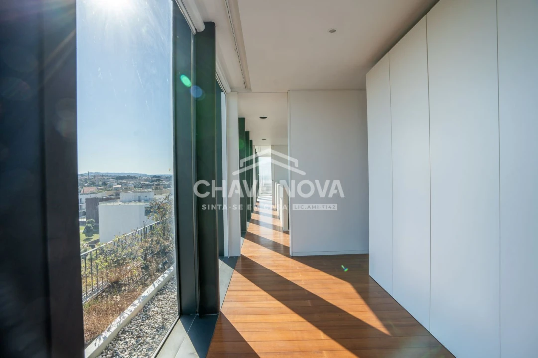 Apartamento T5 para Venda em Canidelo Foto 16