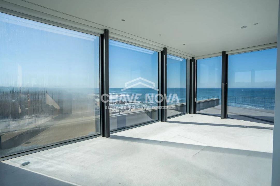 Apartamento T5 para Venda em Canidelo Foto 18