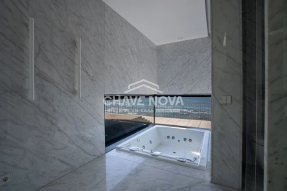 Apartamento T5 para Venda em Canidelo
