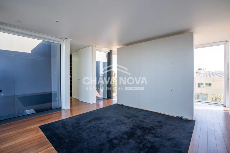 Apartamento T5 para Venda em Canidelo Foto 12