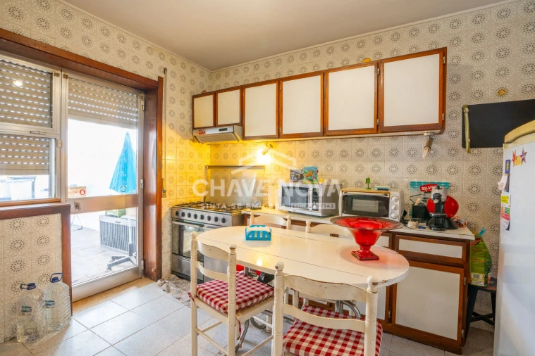 Moradia T3 para Venda em Cidade da Maia Foto 7