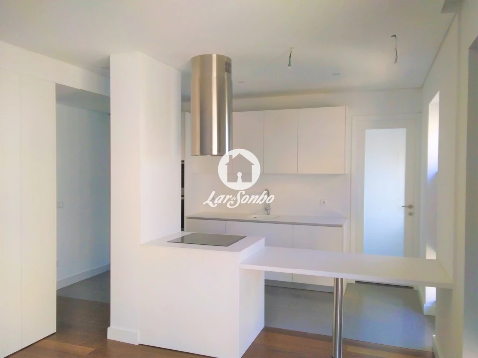 Apartamento T4 para Venda em Cedofeita, Santo Ildefonso, Sé, Miragaia, São Nicolau e Vitória Foto 7