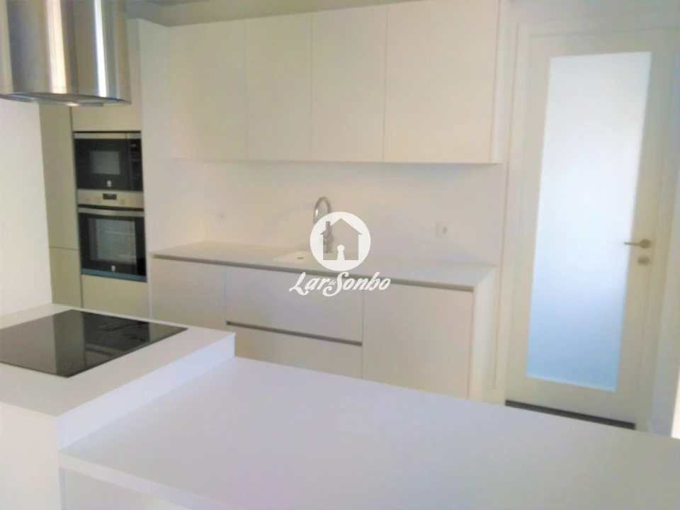 Apartamento T4 para Venda em Cedofeita, Santo Ildefonso, Sé, Miragaia, São Nicolau e Vitória Foto 8