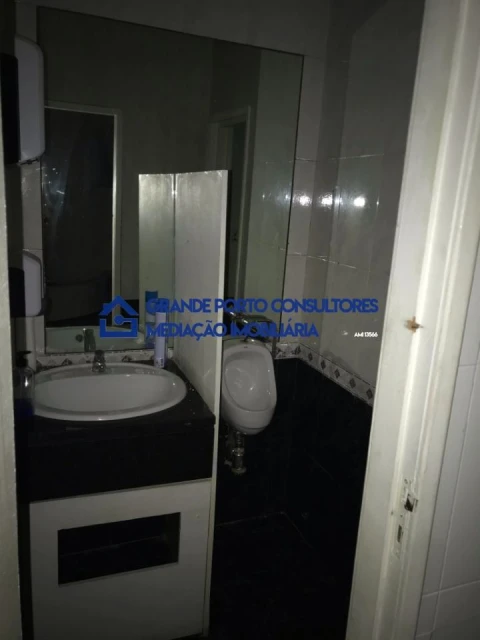 Loja para Arrendamento em Rio Tinto